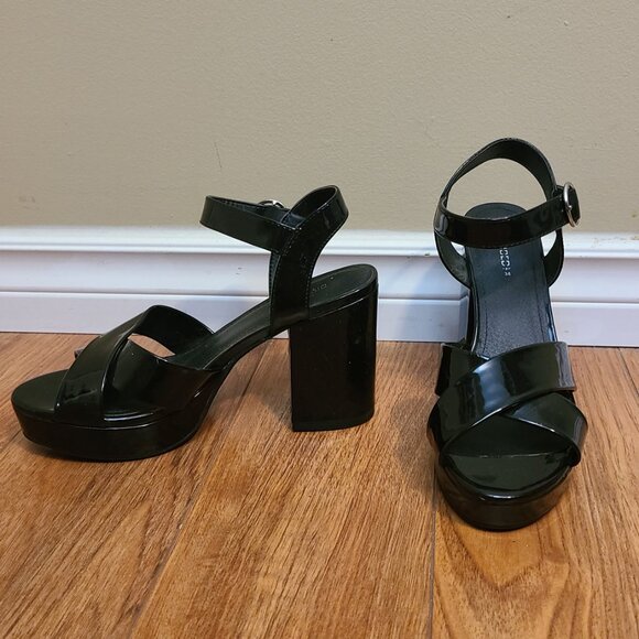 H&M Platform Sandals - 7 US - Picture 1 of 4